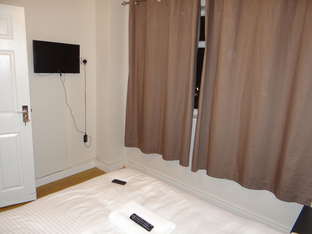 Gasthof Vallance Road House London